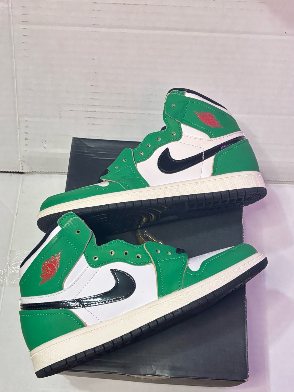 Air Jordan 1 High OG Lucky Green Black White Sail 3Y GS CU0449-300